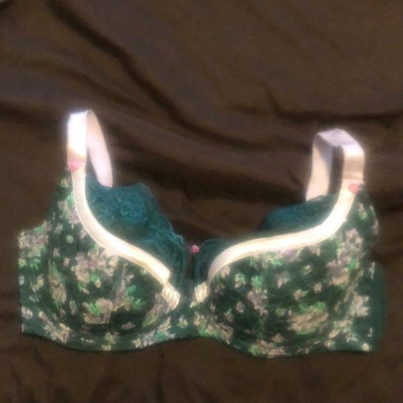 ADORE ME - EUC Bra (38DDD/F) - Picture 2 of 8